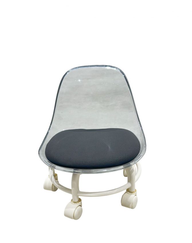 SILLA PARA PEDICURA DE PLASTICO COLOR GRIS
